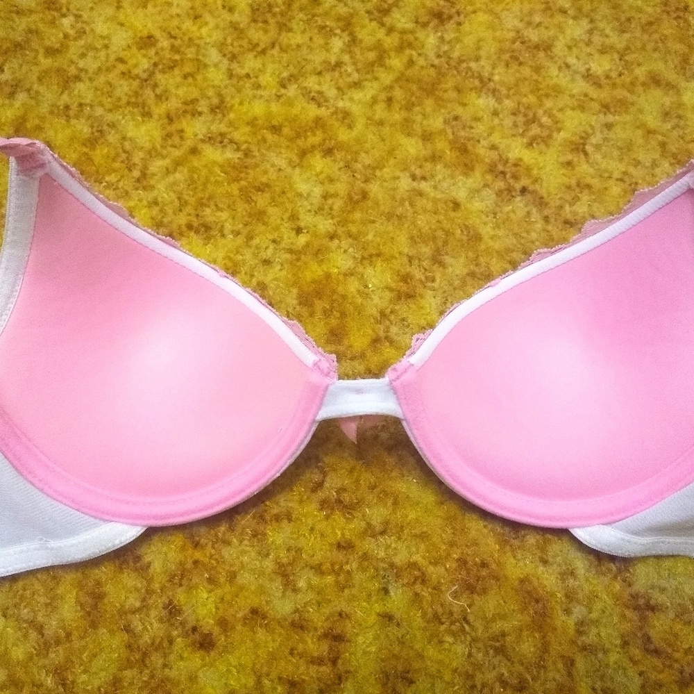 Bra - Picture 3 of 8